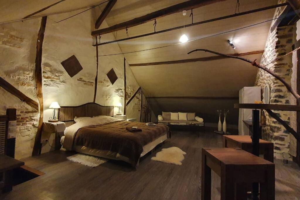 Unique Room With Great View In A Former Old Barn Troche 外观 照片